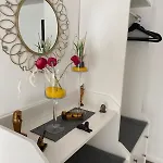 Joli- Inklusive Parkplatz, Bettwaesche, Handtuecher Und Wlan 아파트 *