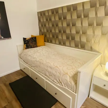 Apartment Joli- Inklusive Parkplatz, Bettwäsche, Handtücher Und Wlan *