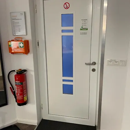 Lägenhet Joli- Inklusive Parkplatz, Bettwaesche, Handtuecher Und Wlan