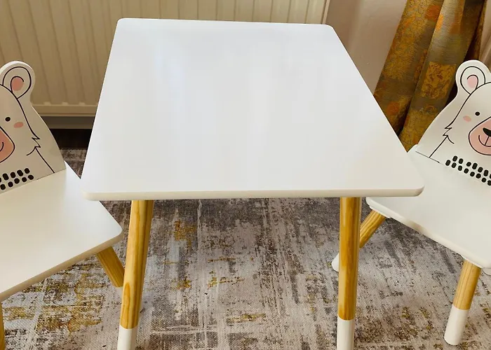 아파트 Joli- Inklusive Parkplatz, Bettwaesche, Handtuecher Und Wlan Weißenfels