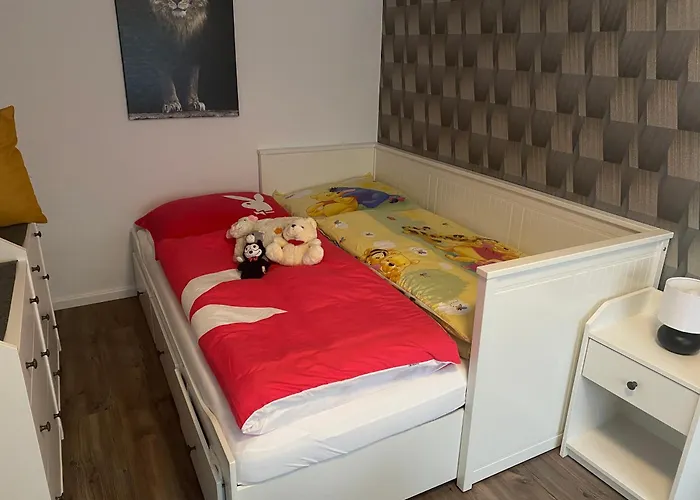 Joli- Inklusive Parkplatz, Bettwaesche, Handtuecher Und Wlan Διαμέρισμα Weißenfels