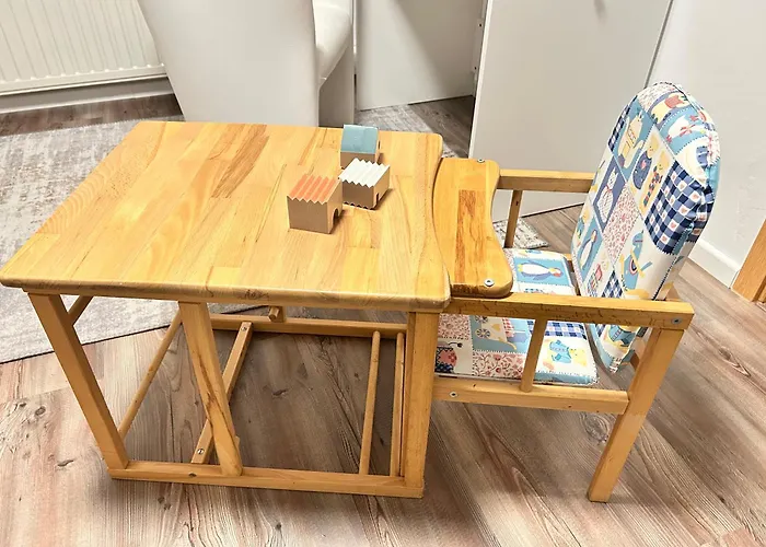 Joli- Inklusive Parkplatz, Bettwaesche, Handtuecher Und Wlan Διαμέρισμα